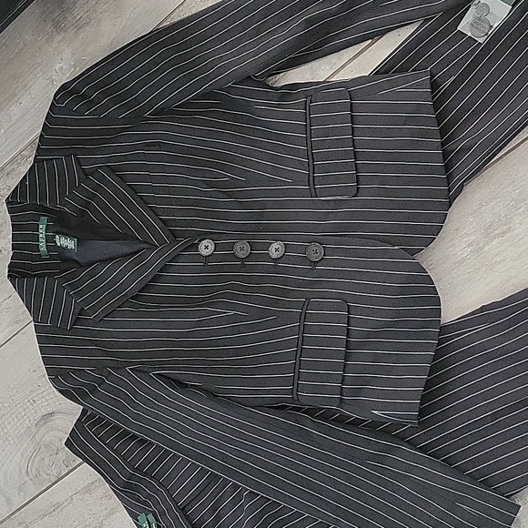 Lauren Ralph Lauren Cameron pin stripe suit in black panties  2 jacket size 4 - Picture 2 of 10